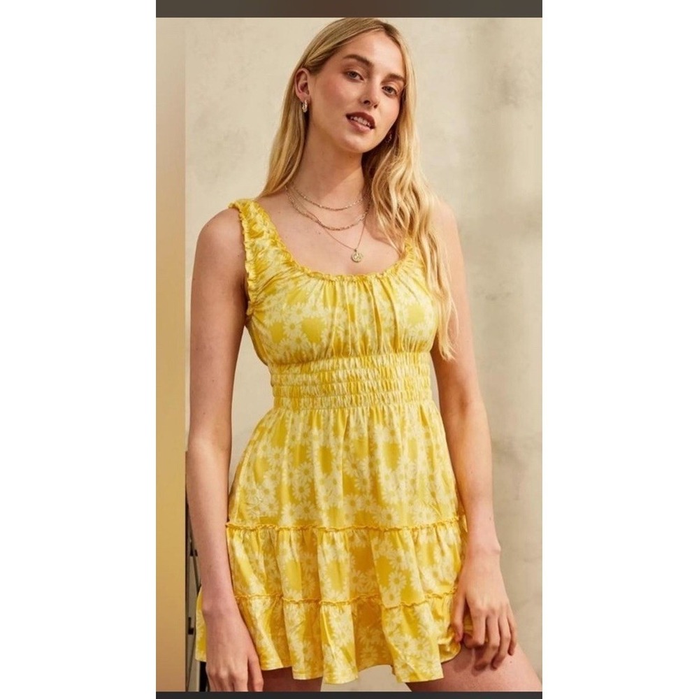 Urban Outfitters Lizzy Yellow Floral Smocked Mini Dress Sz S Cottagecore Boho